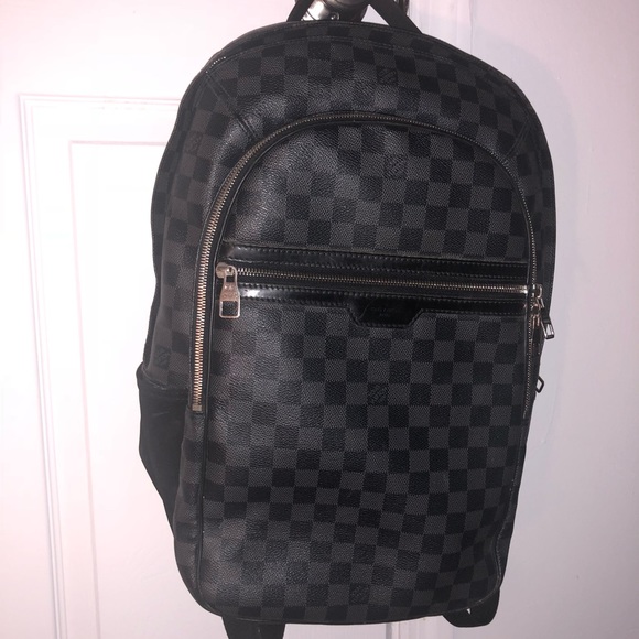 Louis Vuitton Men Michael Damier Grey Bag - Picture 5 of 5